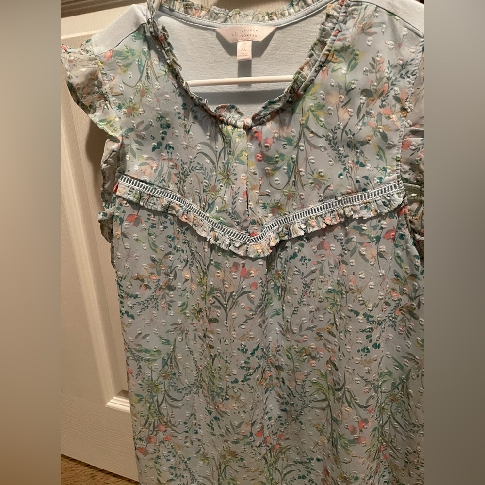 Lauren Conrad Sleeveless Blouse